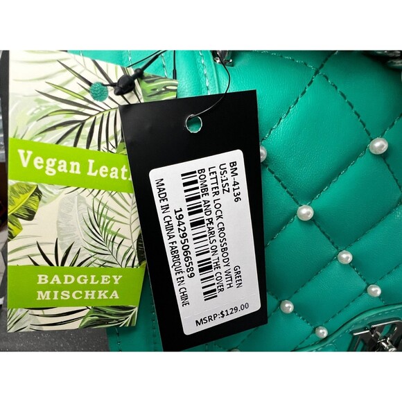 Badgley M Vegan Leather Crossbody Bag NWT Purse Handbag Women's Lock Pearls $129 - Picture 7 of 15